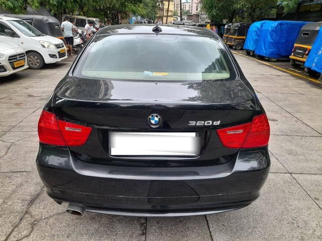 https://images10.gaadi.com/usedcar_image/4537013/original/processed_500bc41463822db1fc1c56387e02edc7.jpg?imwidth=6401