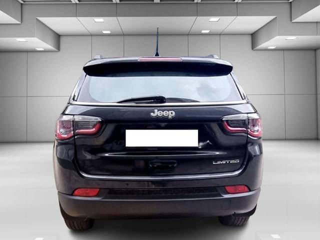 https://images10.gaadi.com/usedcar_image/4537018/original/processed_14e534918137648de22eebc32fe48bba.jpeg?imwidth=6402