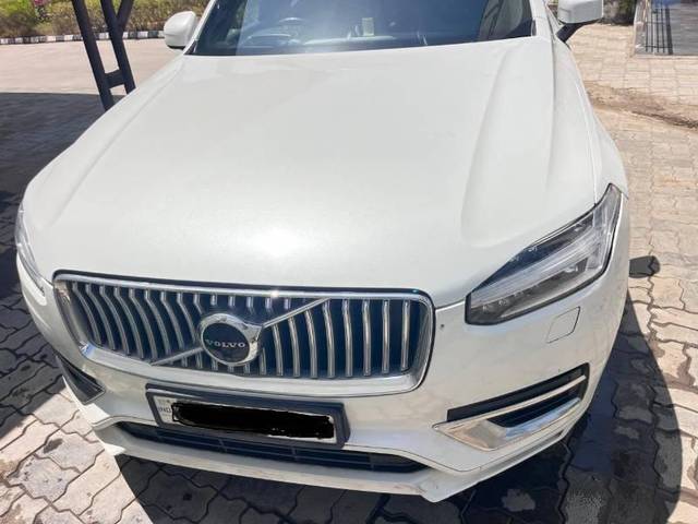 https://images10.gaadi.com/usedcar_image/4537031/original/processed_9d32e86d-d04d-40c7-8b3d-74b9f4f134e8.jpeg?imwidth=6400