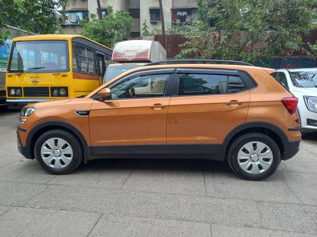 https://images10.gaadi.com/usedcar_image/4537040/original/processed_66796f36acc5632d7b2b91a6d8caf213.jpg?imwidth=6402