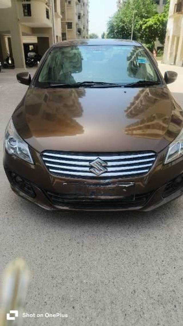 https://images10.gaadi.com/usedcar_image/4537056/original/processed_c29ea1a7-6e62-498d-8d6e-a7377804ab8a.jpg?imwidth=6401