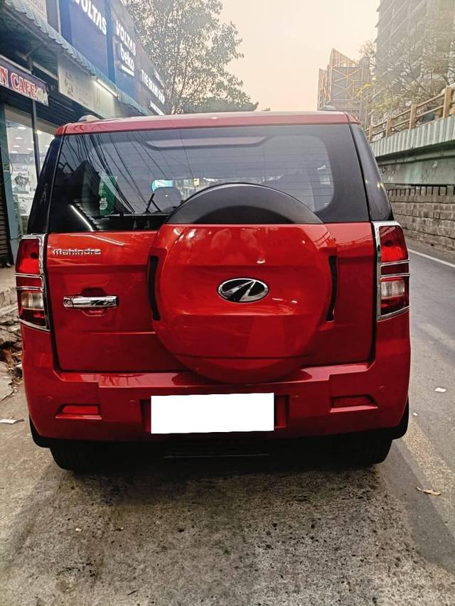 https://images10.gaadi.com/usedcar_image/4537057/original/processed_599eb14c80cb68653b57ddcab97bd1ad.jpg?imwidth=6401