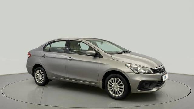https://images10.gaadi.com/usedcar_image/4537064/original/46301a412ae0289af8bf8a30bde6e351.jpg?imwidth=6400