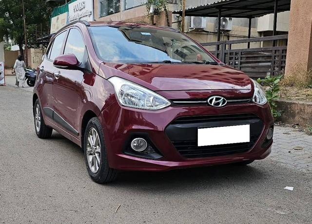 https://images10.gaadi.com/usedcar_image/4537072/original/processed_05e94f2b0c01ae0134b8d7f3b830adc7.jpg?imwidth=6400
