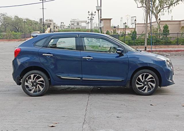 https://images10.gaadi.com/usedcar_image/4537138/original/657834a7deb6683349f86c1098d0a5b3.jpg?imwidth=6401