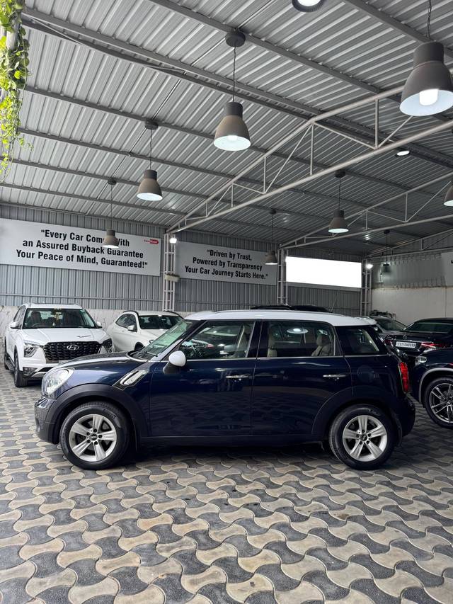 https://images10.gaadi.com/usedcar_image/4537144/original/processed_1bbf0a2ff8949418f6bff72196ab0a0c.jpg?imwidth=6402