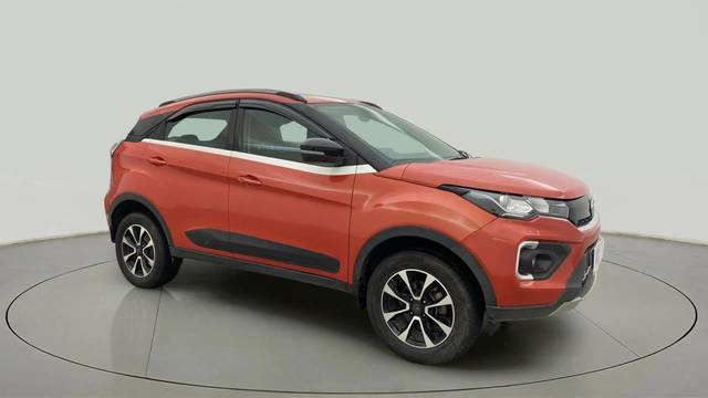 https://images10.gaadi.com/usedcar_image/4537157/original/790a6c834097e4ff82139fa00204e1f3.jpg?imwidth=6400