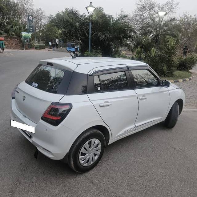 https://images10.gaadi.com/usedcar_image/4537159/original/processed_5e1db226a0fe3682e9b818c23b387472.jpg?imwidth=6402