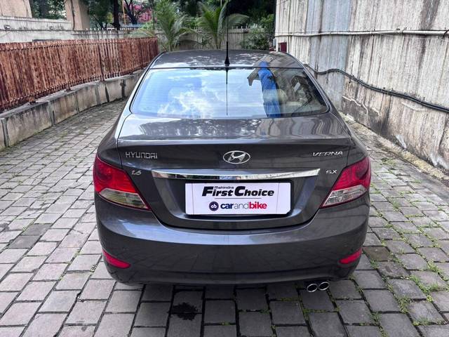 https://images10.gaadi.com/usedcar_image/4537163/original/processed_2ce7587171dbc39e94b230da62cd24da.jpg?imwidth=6401