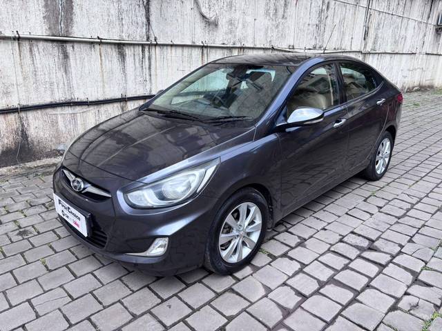 https://images10.gaadi.com/usedcar_image/4537163/original/processed_fe1cf413736b8fe3aee763d61de363d9.jpg?imwidth=6402