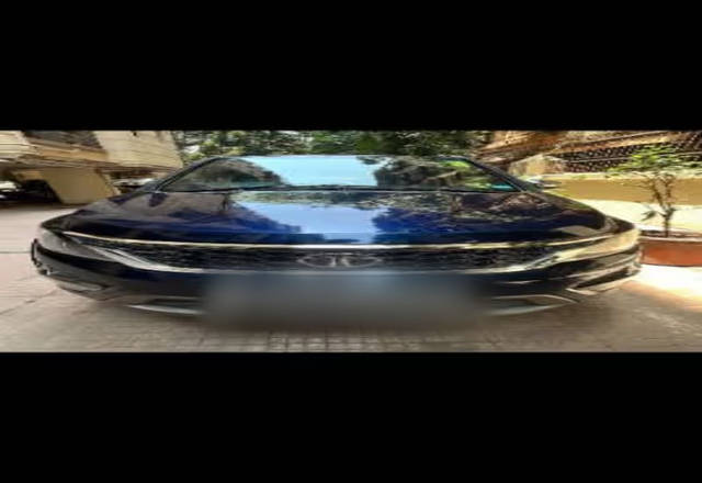 https://images10.gaadi.com/usedcar_image/4537164/original/b4aefc06-ae56-4ada-b18a-cfeeec8e58f4.?imwidth=6400