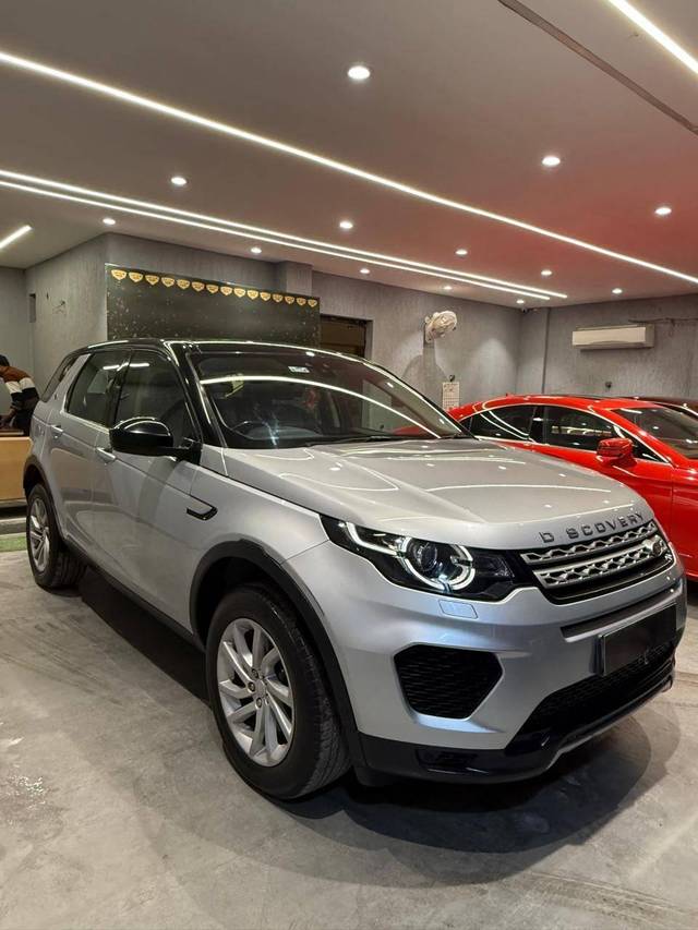 https://images10.gaadi.com/usedcar_image/4537175/original/processed_ce911f88a520bffacb2badce19f94cdb.jpg?imwidth=6400