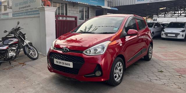 https://images10.gaadi.com/usedcar_image/4537209/original/processed_ada27968828afcd83d94213b51a77253.jpg?imwidth=6402