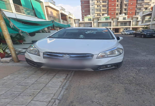 https://images10.gaadi.com/usedcar_image/4537229/original/74cdbe33-289e-405e-aa44-193b1c27e8ac.?imwidth=6400
