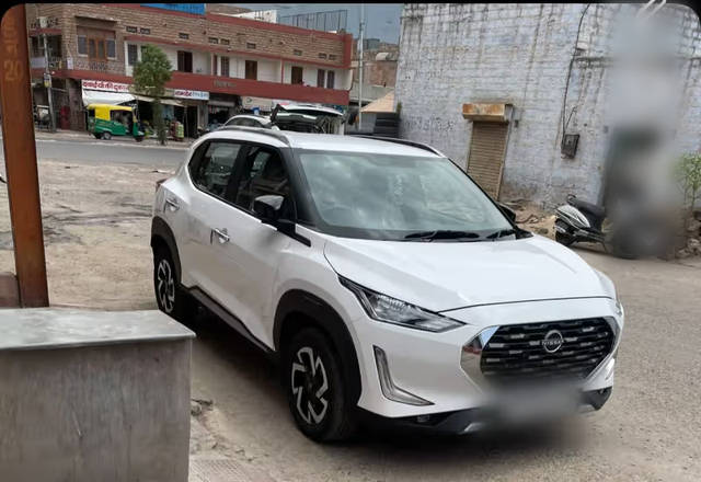 https://images10.gaadi.com/usedcar_image/4537238/original/caf5574e-10c9-46bc-a57a-f80884f6a97b.?imwidth=6400