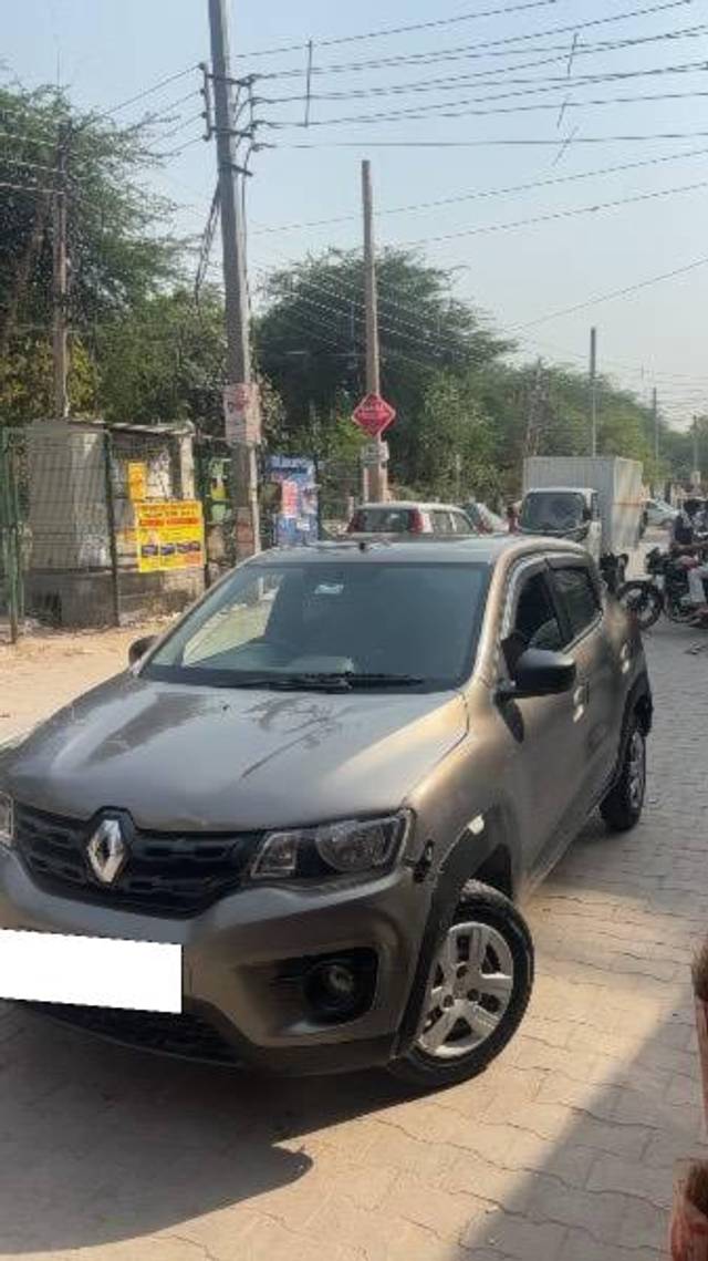 https://images10.gaadi.com/usedcar_image/4537252/original/processed_ad99a5b2-09d1-418c-85fd-51e52a5027e5.jpeg?imwidth=6400
