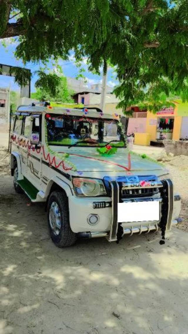 https://images10.gaadi.com/usedcar_image/4537258/original/processed_c42277ad-5bb9-49ae-a40d-6221c7dde582.jpg?imwidth=6400