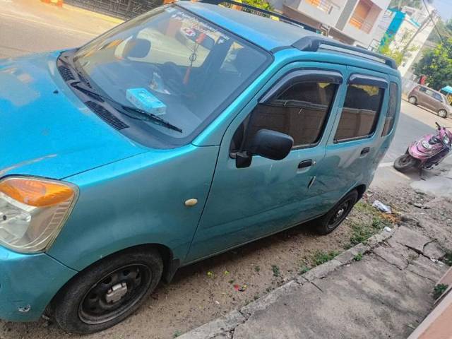 https://images10.gaadi.com/usedcar_image/4537261/original/processed_0c2d8602-d468-4040-a08d-0380a2790d3e.jpg?imwidth=6400