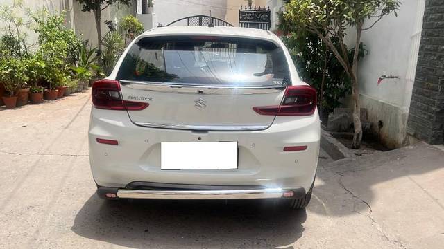 https://images10.gaadi.com/usedcar_image/4537300/original/processed_d24a70d3-2e47-4e5b-a0cd-d08a0152c938.jpeg?imwidth=6402