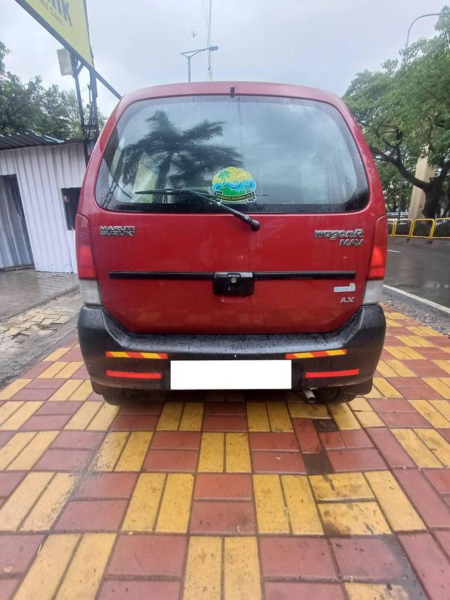 https://images10.gaadi.com/usedcar_image/4537343/original/processed_28b4ae07-17e3-40ba-9051-7d22891a1590.jpg?imwidth=6401