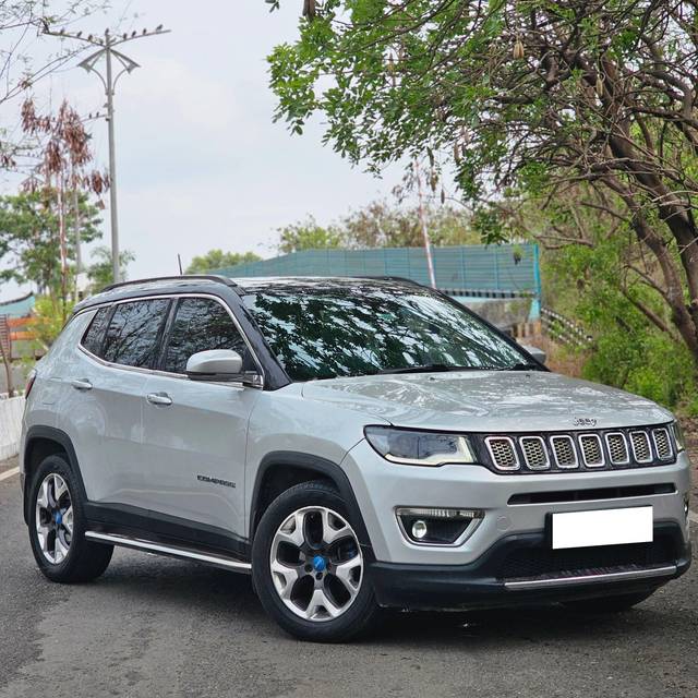 https://images10.gaadi.com/usedcar_image/4537345/original/processed_49fa8ac1bc1c363bfe254ef1529900d4.jpg?imwidth=6400
