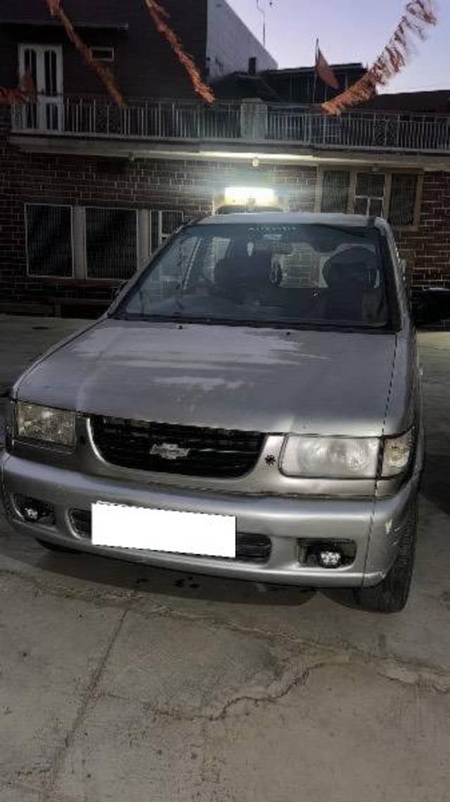 https://images10.gaadi.com/usedcar_image/4537373/original/processed_6e786687-b84e-4506-9235-9f161fd7d4e5.jpeg?imwidth=6402
