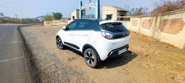 https://images10.gaadi.com/usedcar_image/4537421/original/processed_73688beb-35b3-48d5-b515-7dea3199837d.jpg?imwidth=6402