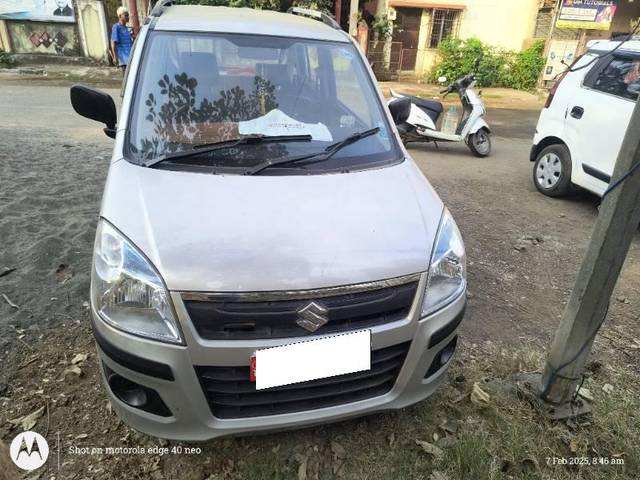 https://images10.gaadi.com/usedcar_image/4537432/original/processed_540da54c-b08f-44c0-aa79-3d31a307d0d9.jpg?imwidth=6400