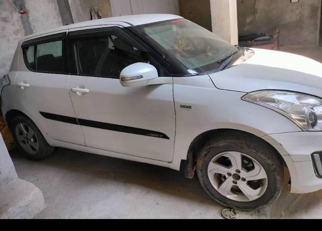https://images10.gaadi.com/usedcar_image/4537437/original/processed_62b1f55a-f83d-42db-8684-e23330a40a19.jpg?imwidth=6400