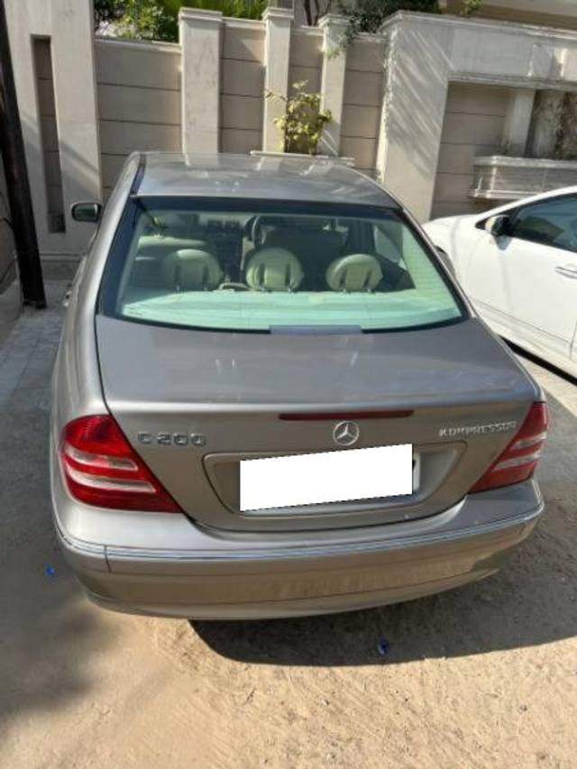 https://images10.gaadi.com/usedcar_image/4537443/original/processed_4fe93725-9c89-4fb7-9936-f9714539ddf1.jpg?imwidth=6401