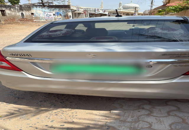 https://images10.gaadi.com/usedcar_image/4537495/original/a54a7be0-bc2a-47f0-bb7f-6d6535fbc67a.?imwidth=6400
