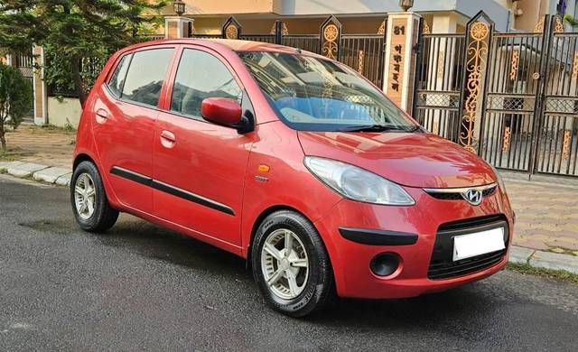 https://images10.gaadi.com/usedcar_image/4537523/original/processed_70f1f14b-e20a-410a-91ed-27b52e1d035a.jpg?imwidth=6400