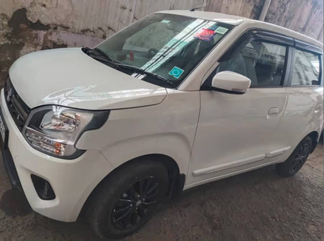 https://images10.gaadi.com/usedcar_image/4537620/original/41f8d7f2-90e6-41af-af23-15facb765844.png?imwidth=6401