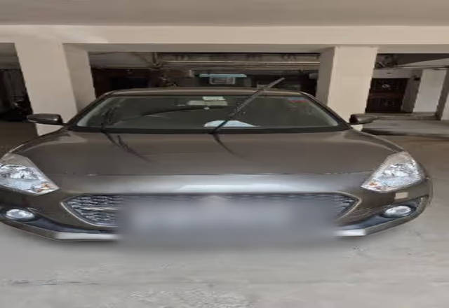 https://images10.gaadi.com/usedcar_image/4537645/original/4c117ed0-8e7f-40c0-af45-fc664f72cd22.?imwidth=6400