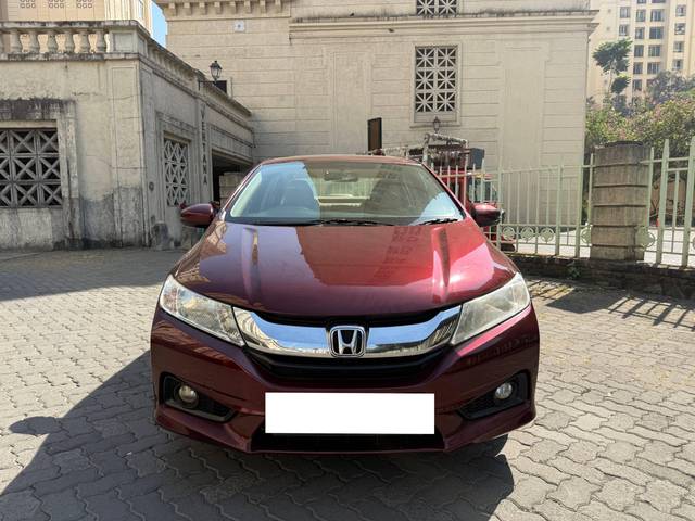 https://images10.gaadi.com/usedcar_image/4537658/original/processed_6b35287b-1d66-497e-b146-bb57a4c970ff.jpg?imwidth=6400