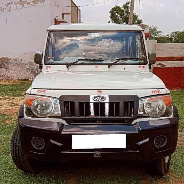 https://images10.gaadi.com/usedcar_image/4537659/original/processed_94aa23e7-b2c7-404b-aeef-d80c4d9caca5.jpg?imwidth=6400
