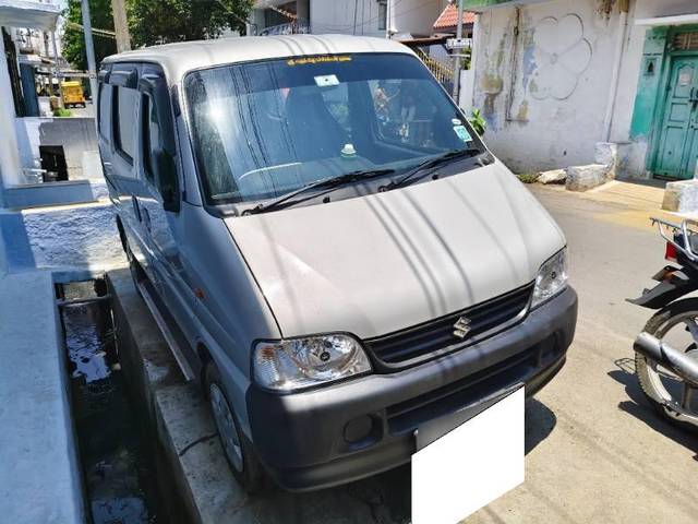 https://images10.gaadi.com/usedcar_image/4537665/original/processed_67f85cb7-4632-46c2-8fd0-083cc66958a7.jpg?imwidth=6400