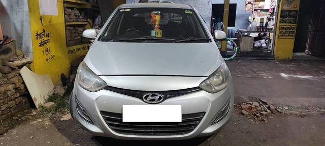 https://images10.gaadi.com/usedcar_image/4537671/original/processed_9646be8c-964c-4dd4-9c9c-cb617c9abfee.jpg?imwidth=6400