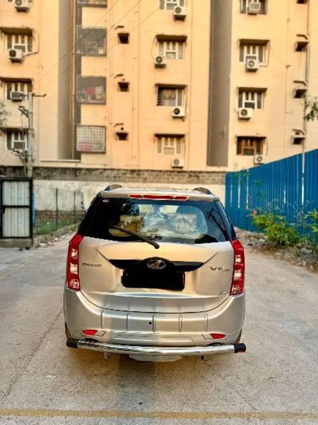 https://images10.gaadi.com/usedcar_image/4537724/original/processed_05461f3b-fc64-421b-9f03-26e2f956c219.jpeg?imwidth=6402