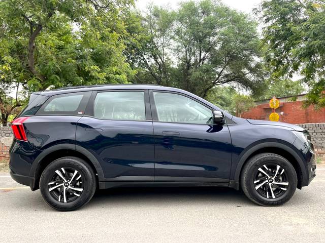 https://images10.gaadi.com/usedcar_image/4537753/original/3a23c86a-aedd-42a7-8b6e-6222c5aa6ec5.jpg?imwidth=6401