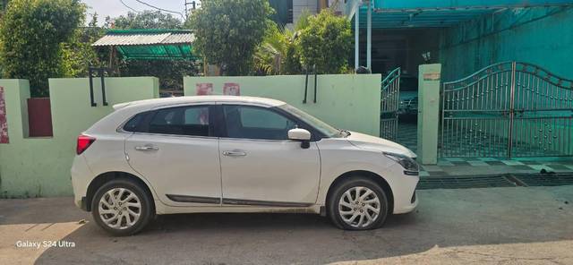 https://images10.gaadi.com/usedcar_image/4537767/original/processed_1606bae3-ccfa-40f8-a218-4c7442e3628d.jpg?imwidth=6401