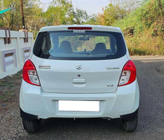 https://images10.gaadi.com/usedcar_image/4537814/original/processed_9ddc8130ffa035092a8c56828bdc924c.jpg?imwidth=6402