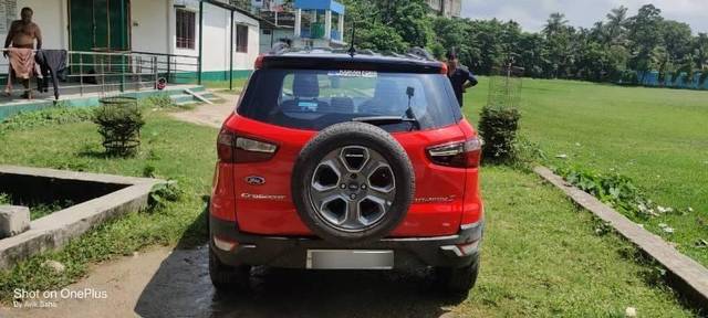 https://images10.gaadi.com/usedcar_image/4537825/original/processed_cb5c5062-cec9-407b-ae02-23c4416afb1a.jpg?imwidth=6402