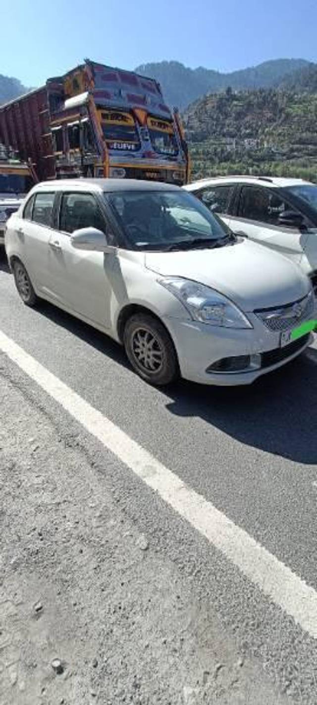https://images10.gaadi.com/usedcar_image/4537847/original/processed_bd2452ed-f422-43d3-bce6-d32b9f3bea98.jpg?imwidth=6400