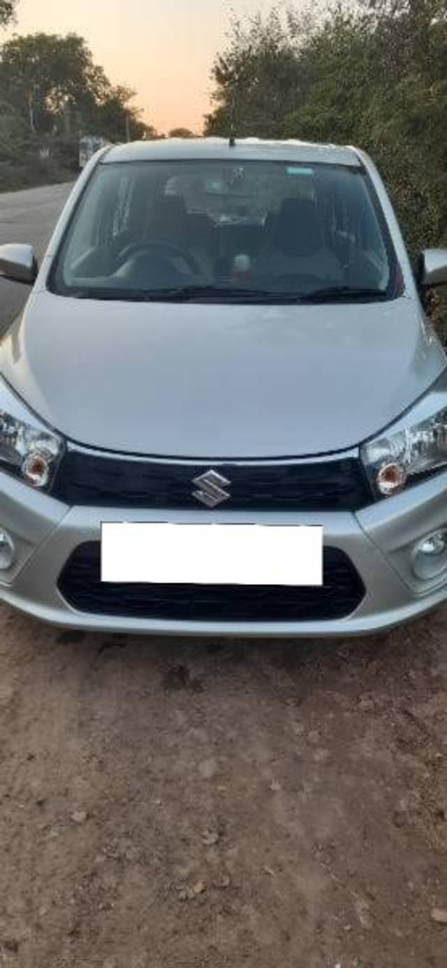 https://images10.gaadi.com/usedcar_image/4537867/original/processed_201fdbbc-cc0f-4d78-b5f0-de15df2a5348.jpg?imwidth=6400