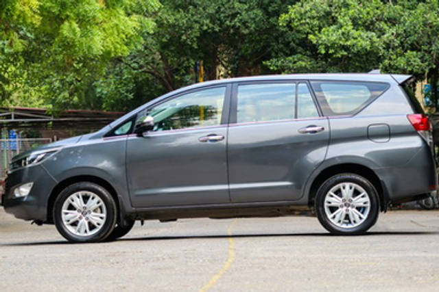 https://images10.gaadi.com/usedcar_image/4537889/original/62a1f9f18870494e17c6fa6e24b0b340.jpg?imwidth=6402