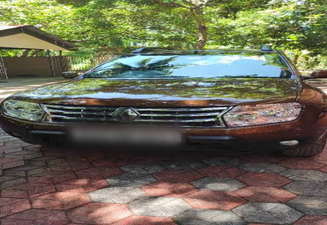 https://images10.gaadi.com/usedcar_image/4537893/original/0043ef1e-da49-4e04-b35a-0eb5e0445390.?imwidth=6400