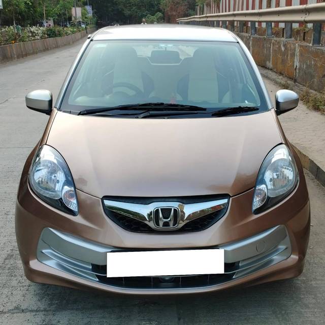 https://images10.gaadi.com/usedcar_image/4537915/original/processed_49790cbe62b8e1708bec7419897ab2b9.jpg?imwidth=6400