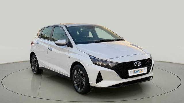 https://images10.gaadi.com/usedcar_image/4537923/original/46ccee8d94a9ed92e8e5c6c998dd504e.jpg?imwidth=6400