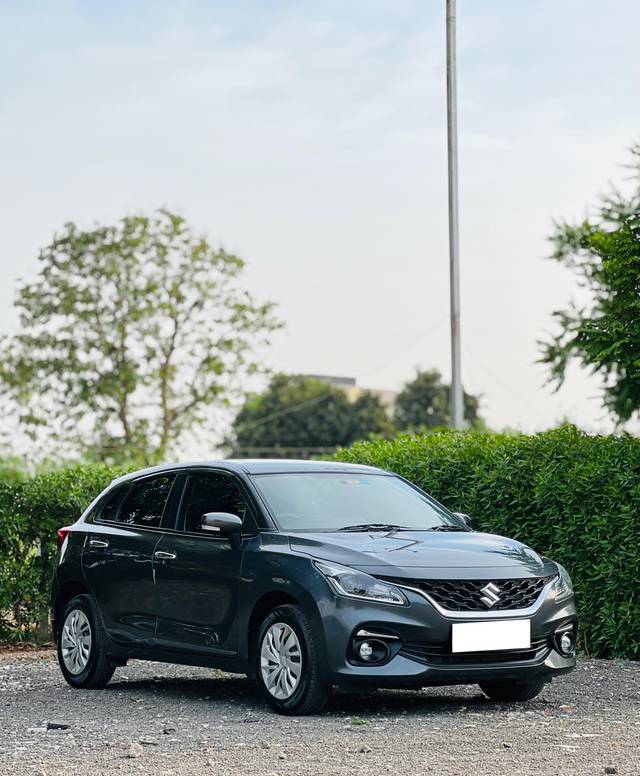 https://images10.gaadi.com/usedcar_image/4537927/original/processed_fadac761bf949d8502e6ada46ecec8d7.jpg?imwidth=6402